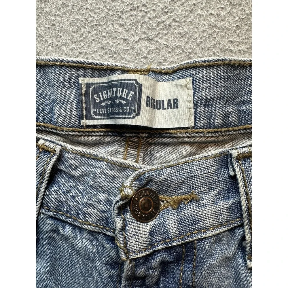 Vintage Levi's Signature Jeans Mens 34x29 Blue Regular Fit Straight Leg Cotton